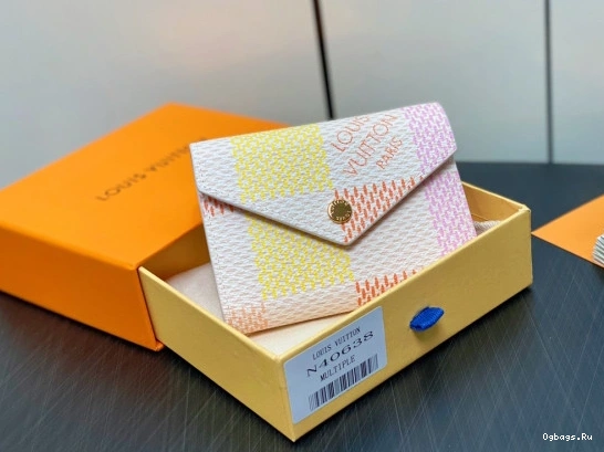 VICTORINE VUITTON WALLET-12*9.5*1.5 LOUIS cm 0130